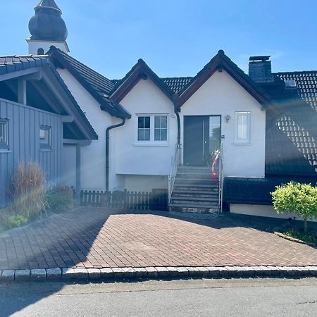 Moderne Ferienwohnung Mit Sonnenbalkon In Fretter Finnentrop ภายนอก รูปภาพ